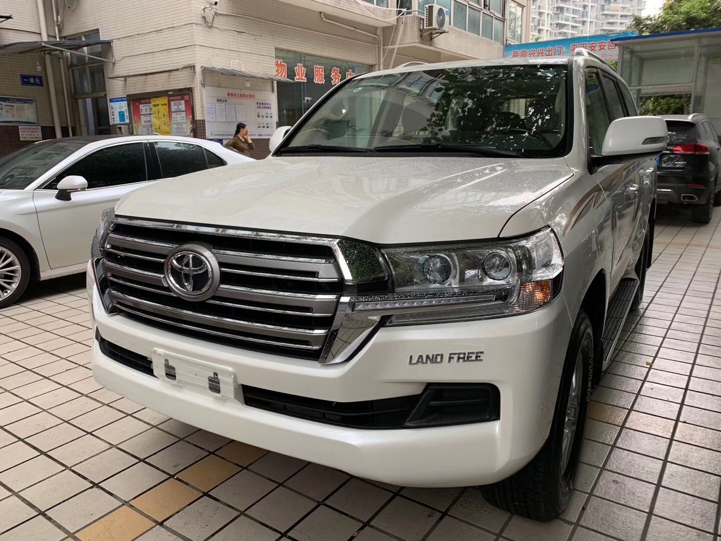 成都租車價(jià)格一天多少錢,成都租車多少錢